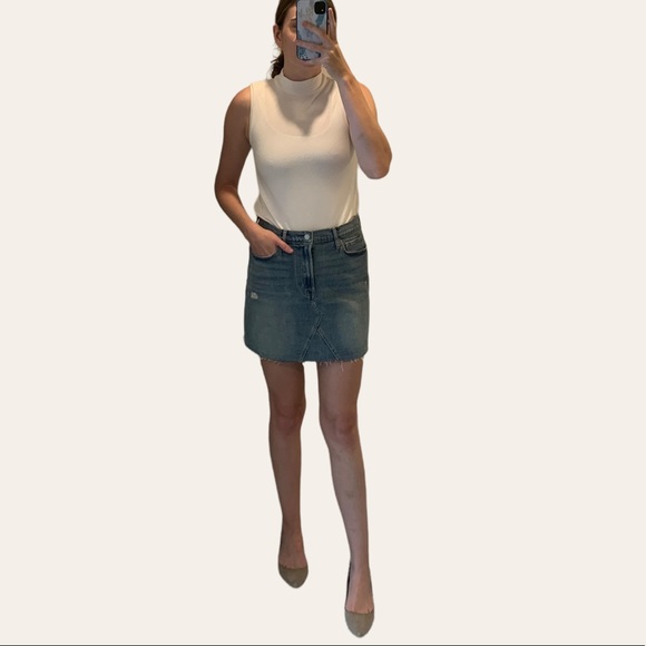 Gap Skirt - Picture 3 of 5